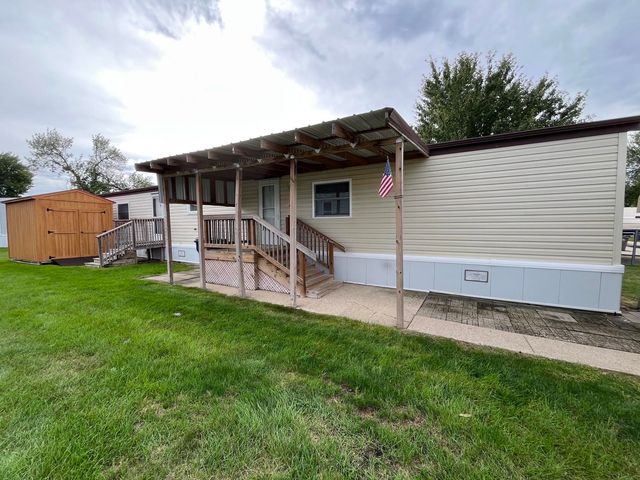 2106 1st Ave E #18, Spencer, IA 51301