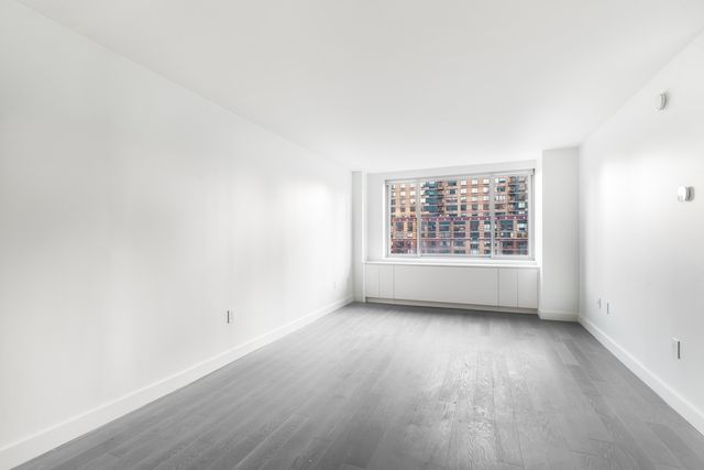 101 W  End Ave #18A, New York, NY 10023