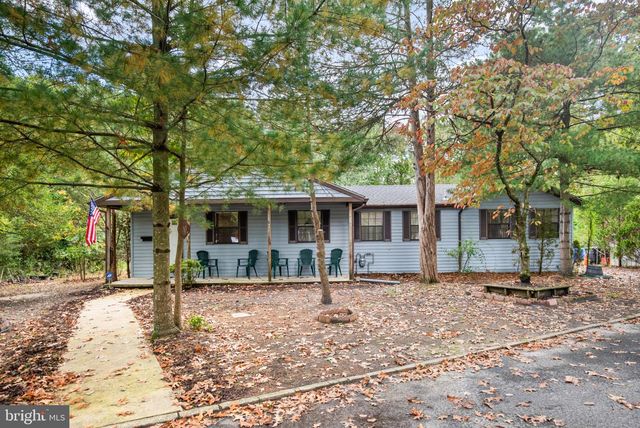 18 Chews Landing Rd, Lindenwold, NJ 08021