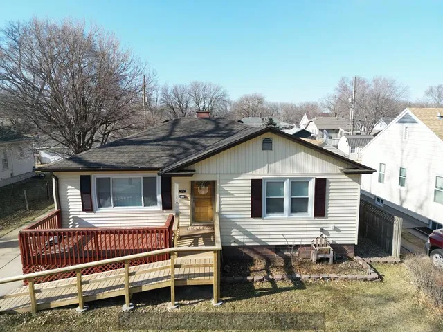516 W  13th St, Grand Island, NE 68801