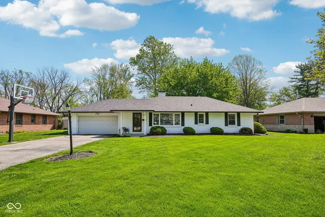 816 Longfellow Rd, Anderson, IN 46011