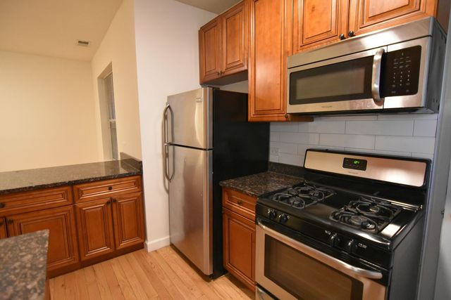 3119 N  Sheffield Ave #3117-1, Chicago, IL 60657