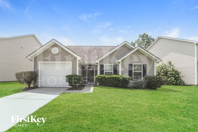 916 Lakehill Rd, Charlotte, NC 28214