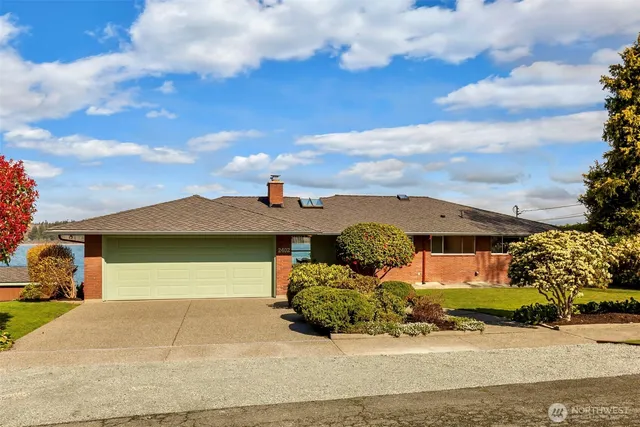 2402 11th Street, Anacortes, WA 98221