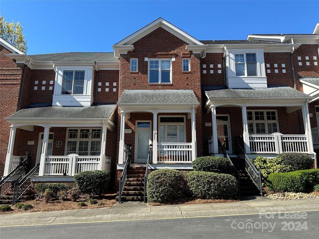 4936 S  Hill View Dr, Charlotte, NC 28210