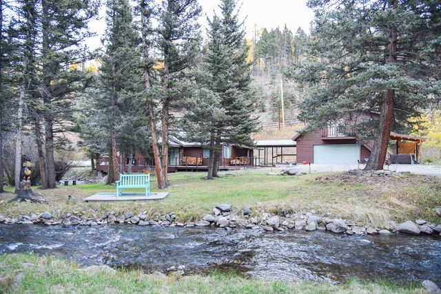 102 Valley Of The Pines Rd, Red River, NM 87558
