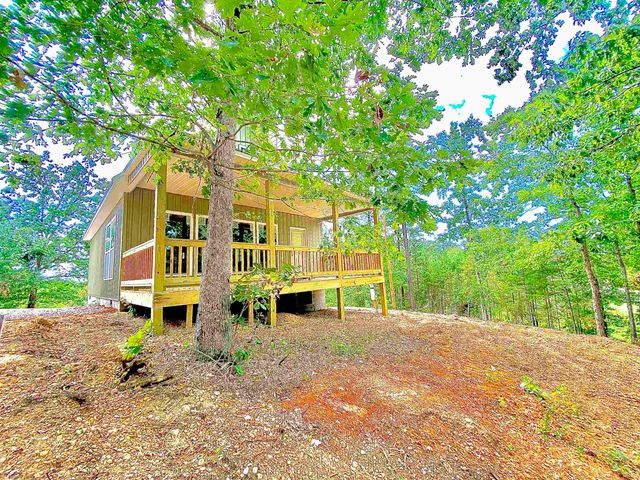 360 Slide Dr, Counce, TN 38326