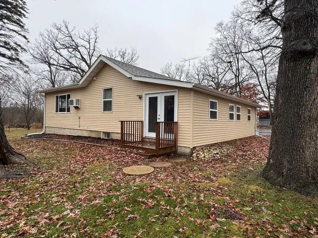 1123 River DRIVE, Burlington, WI 53105