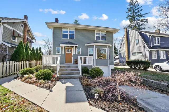 6613 Bramble Ave, Cincinnati, OH 45227