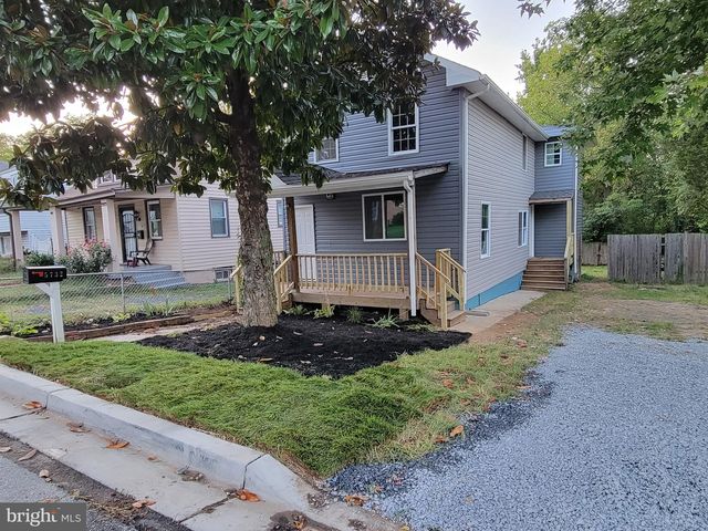 5732 Bugler St, Capitol Heights, MD 20743