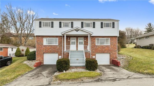 215 Orchard Hill Dr, Mount Pleasant, PA 15666