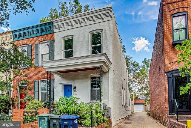 524 10th St SE, Washington, DC 20003