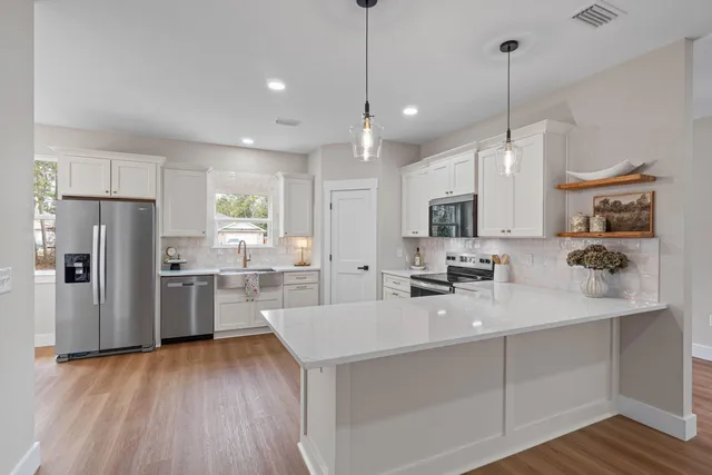 8299 Toledo St, Navarre, FL 32566
