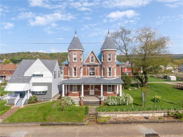 1131 S  Pittsburgh St, Connellsville, PA 15425