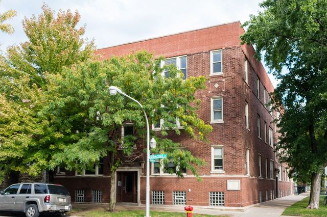 3101 N  Racine Ave  #2, Chicago, IL 60657