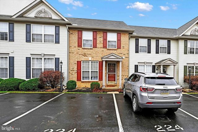 224 Wheatfield Way #71D, York, PA 17403