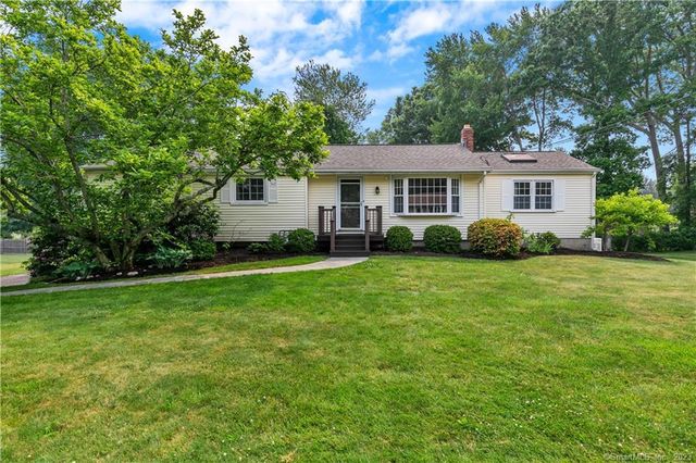 36 Christopher Dr, Milford, CT 06460