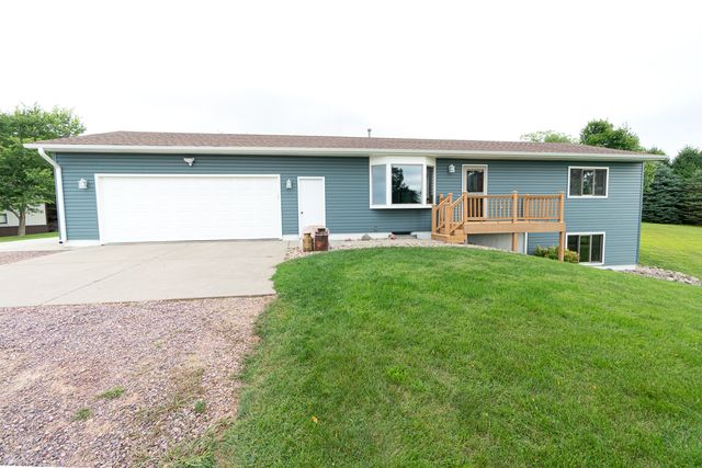 26449 487th Ave, Valley Springs, SD 57068