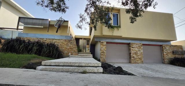 Caparra Hills Calle Eucalipto E 4, Guaynabo, PR 00968