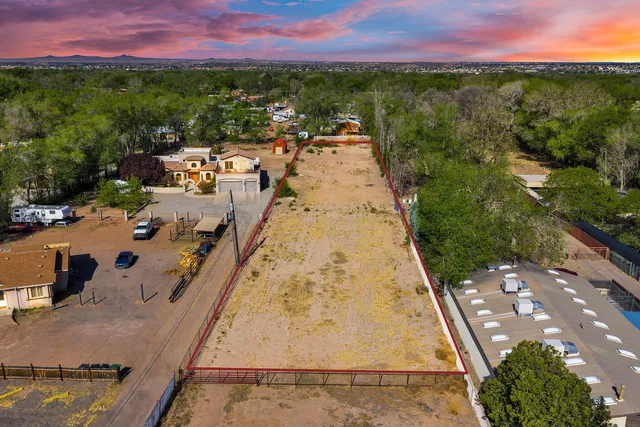7331 4th St NW, Los Ranchos De Albuquerque, NM 87107
