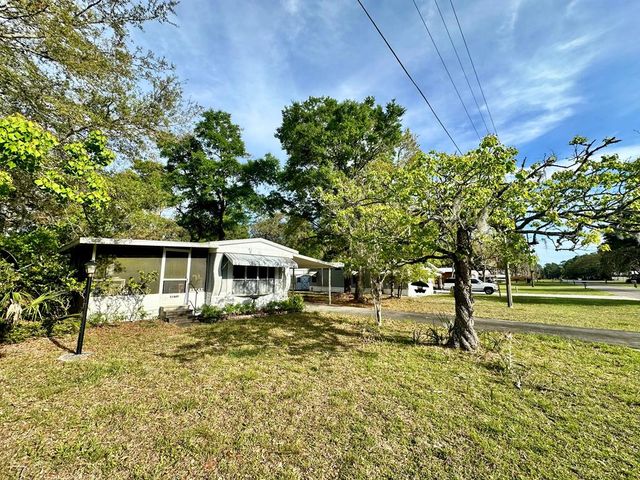11449 NW 112th Ter, Chiefland, FL 32626