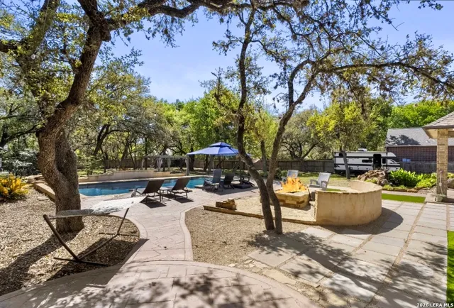 10918 Hunters Way, Helotes, TX 78023