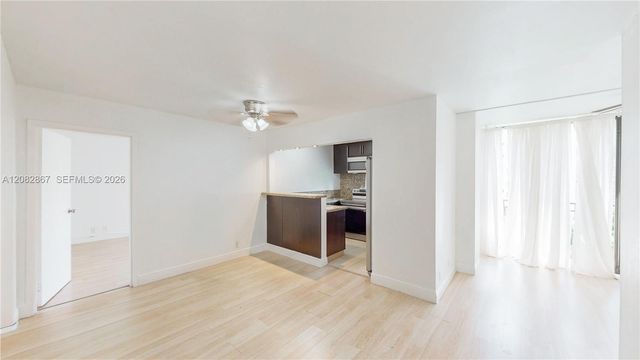 17011 N  Bay Rd #516, Sunny Isles Beach, FL 33160