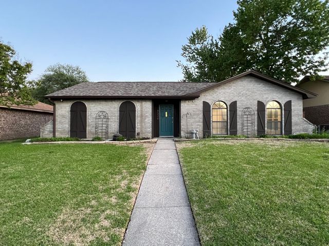 1334 Reesling Dr, Mesquite, TX 75150