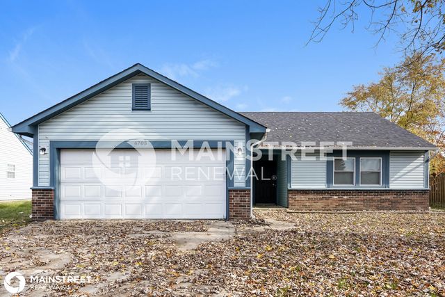 6705 Granger Ln, Indianapolis, IN 46268