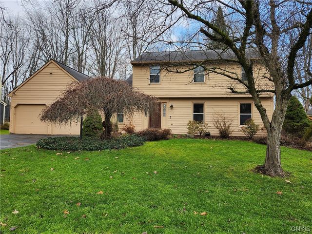 3432 Stanford Dr, Baldwinsville, NY 13027