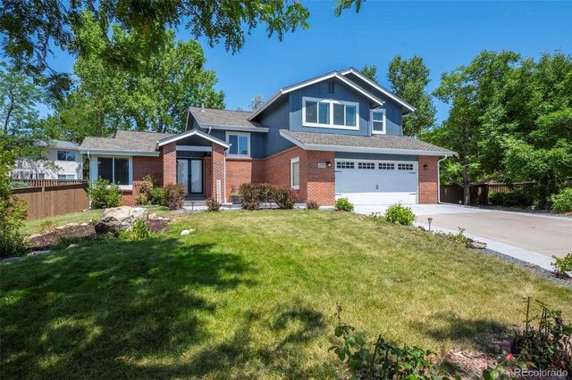 225 Old Stone Circle, Highlands Ranch, CO 80126