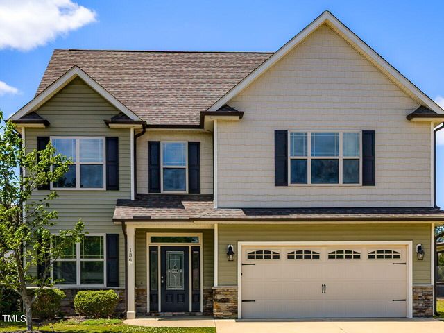 136 Scarlet Bell Dr, Youngsville, NC 27596
