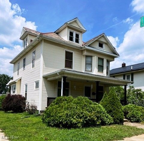 601 E  4th St, Dover, OH 44622