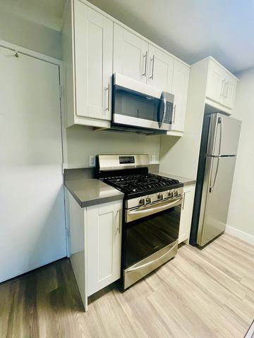 2209 Judson St #21B, San Diego, CA 92111