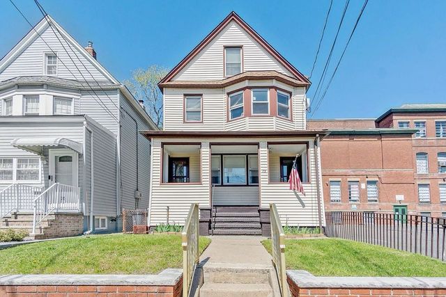 73 W  27th St, Bayonne, NJ 07002