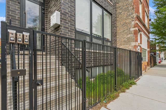 2660 W  Armitage Ave  #2, Chicago, IL 60647