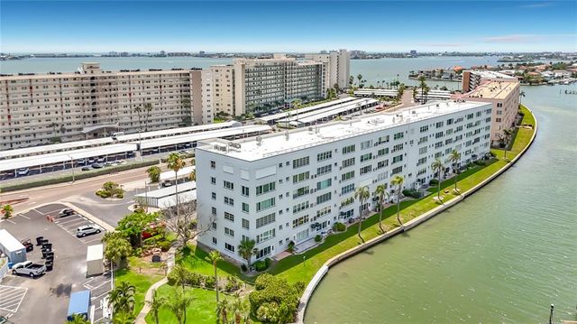 5925 Shore Blvd S #107, Gulfport, FL 33707