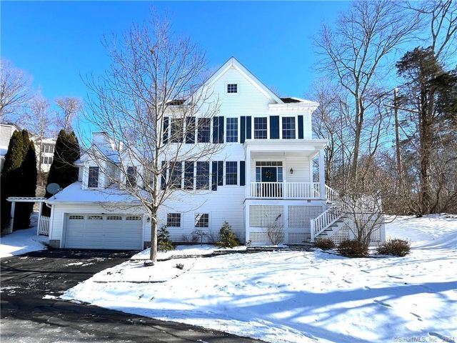 18 Traditions Blvd, Southbury, CT 06488