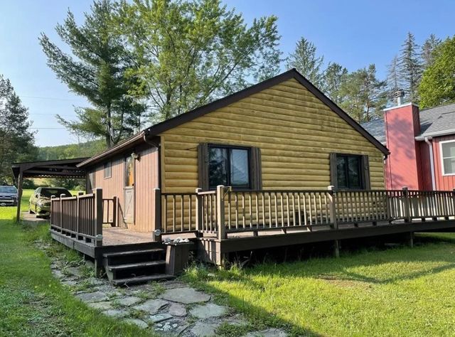 58 E  Lake Rd, Friendsville, PA 18818