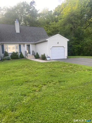 28 Deer Run Trail, Manchester, CT 06042