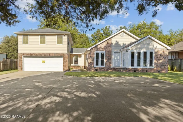 508 John Hardy Dr, Abbeville, LA 70510