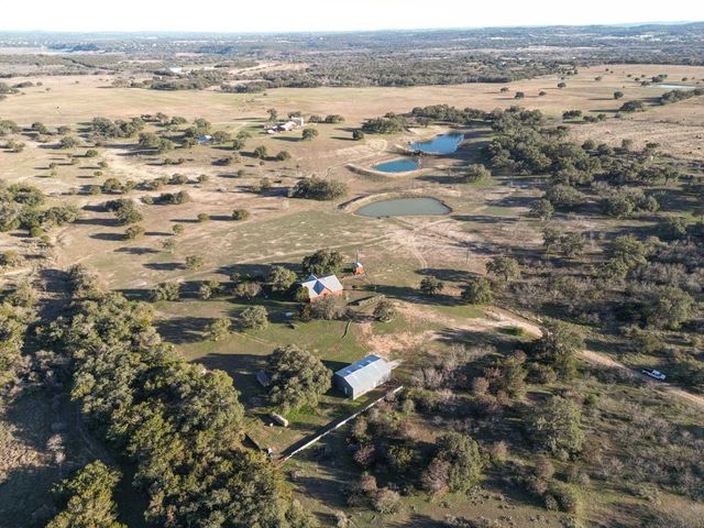 117 County Road 407, Spicewood, TX 78669