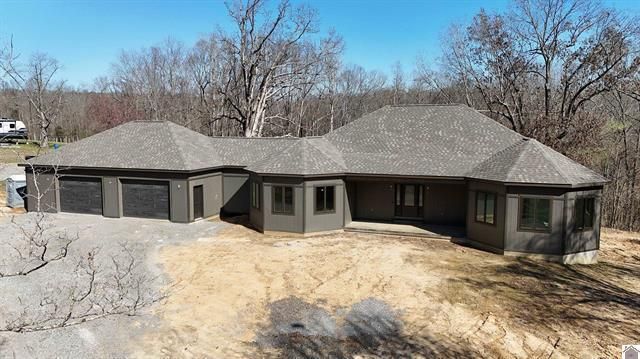 2169 Chestnut Oak Rd, Kuttawa, KY 42055