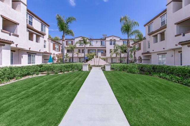 70 Sklar St #1415, Ladera Ranch, CA 92694