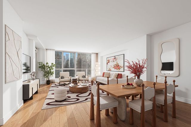 301 East Dr #9B, New York, NY 10025
