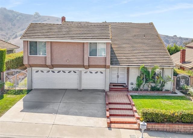 11818 Pocasset Dr, Whittier, CA 90601