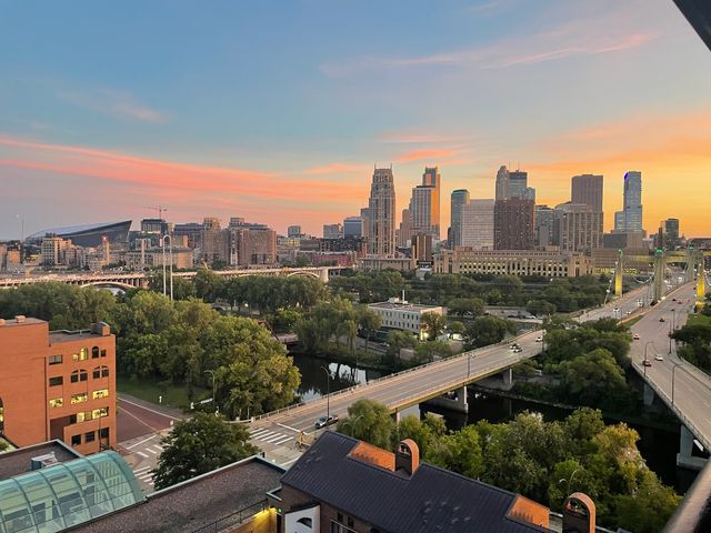 110 1st Ave NE #1404, Minneapolis, MN 55413