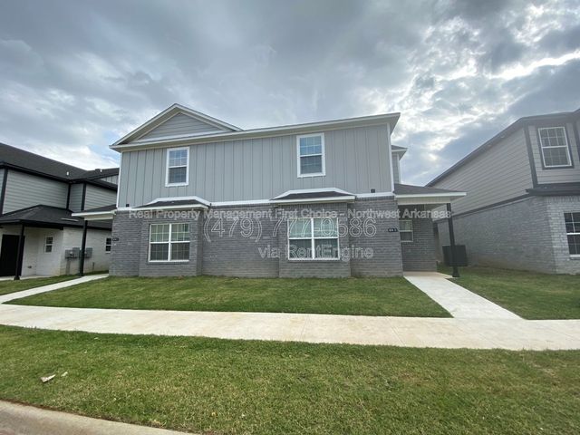 766 S  Amarillo Ave #1, Fayetteville, AR 72704