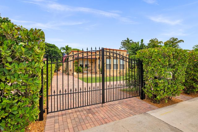 319 Plymouth Road, West Palm Beach, FL 33405
