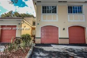 2500 Centergate Dr #104, Hollywood, FL 33025